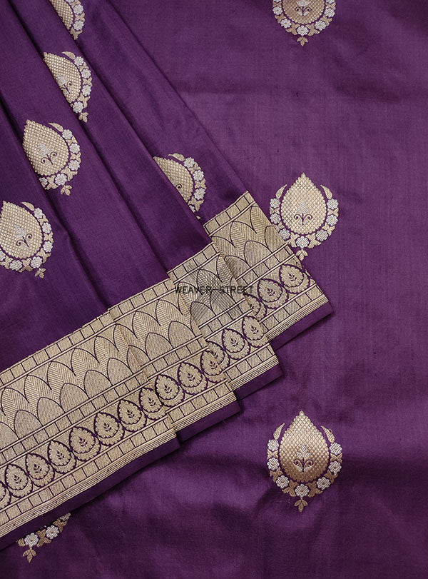 Ash Purple Katan silk Handwoven Banarasi saree with alfi Kadwa buta. 3 CLOSE UP
