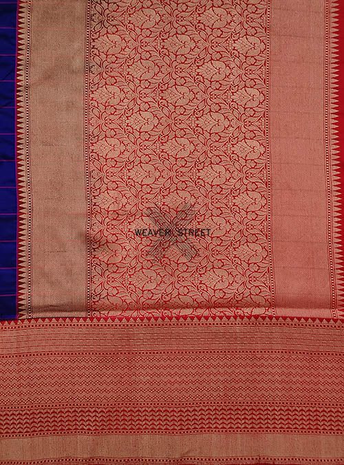 Blue katan silk handwoven Banarasi saree with kadwa buti in checks. 5 PALLU