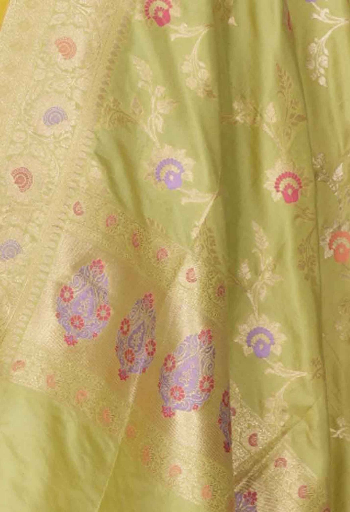 LimeGreenkatansilkBanarasidupattawithmeenedarfloraljaal_