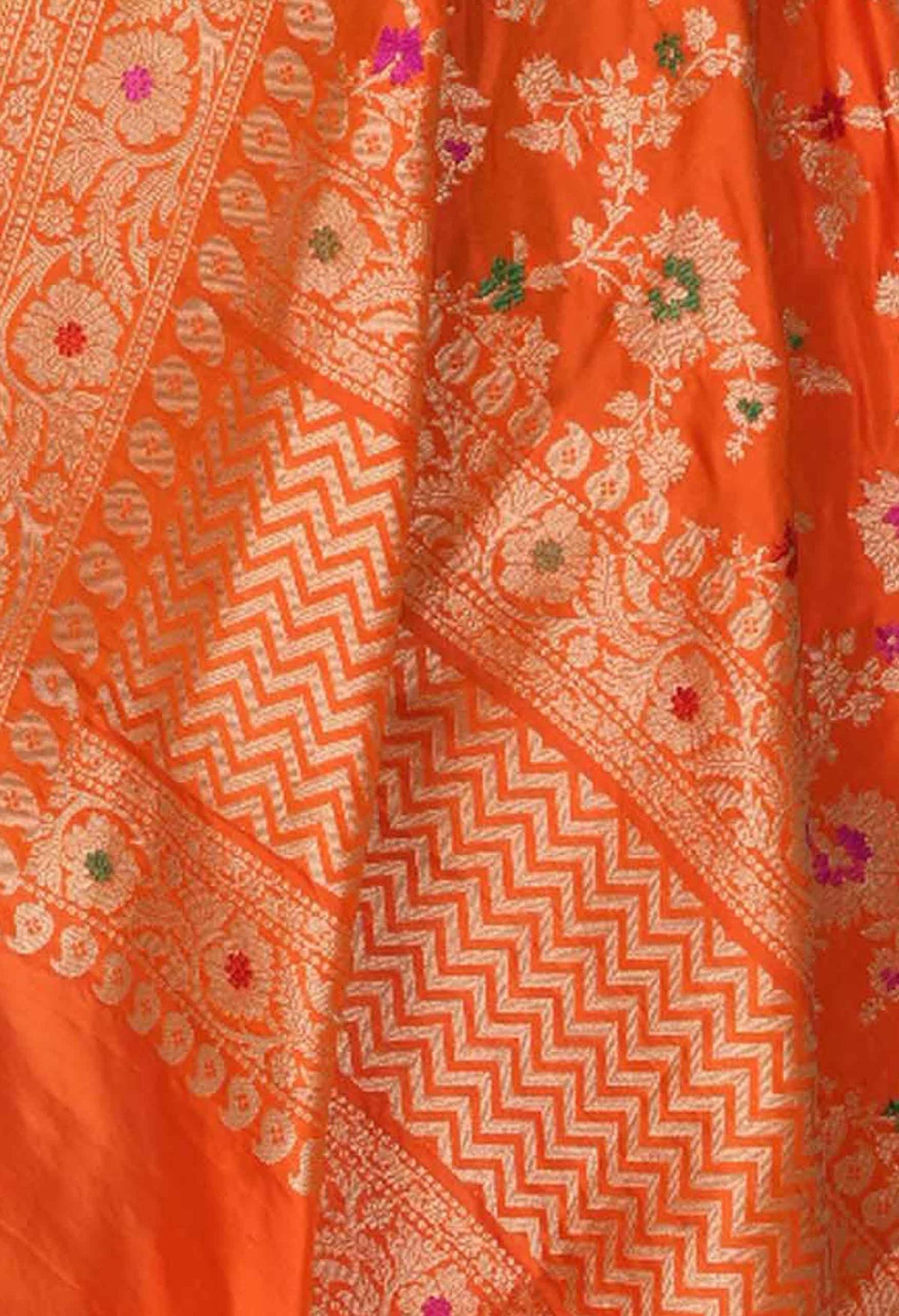 OrangekatansilkBanarasidupattawithmeenedarflowerkadhwajangla_1_main
