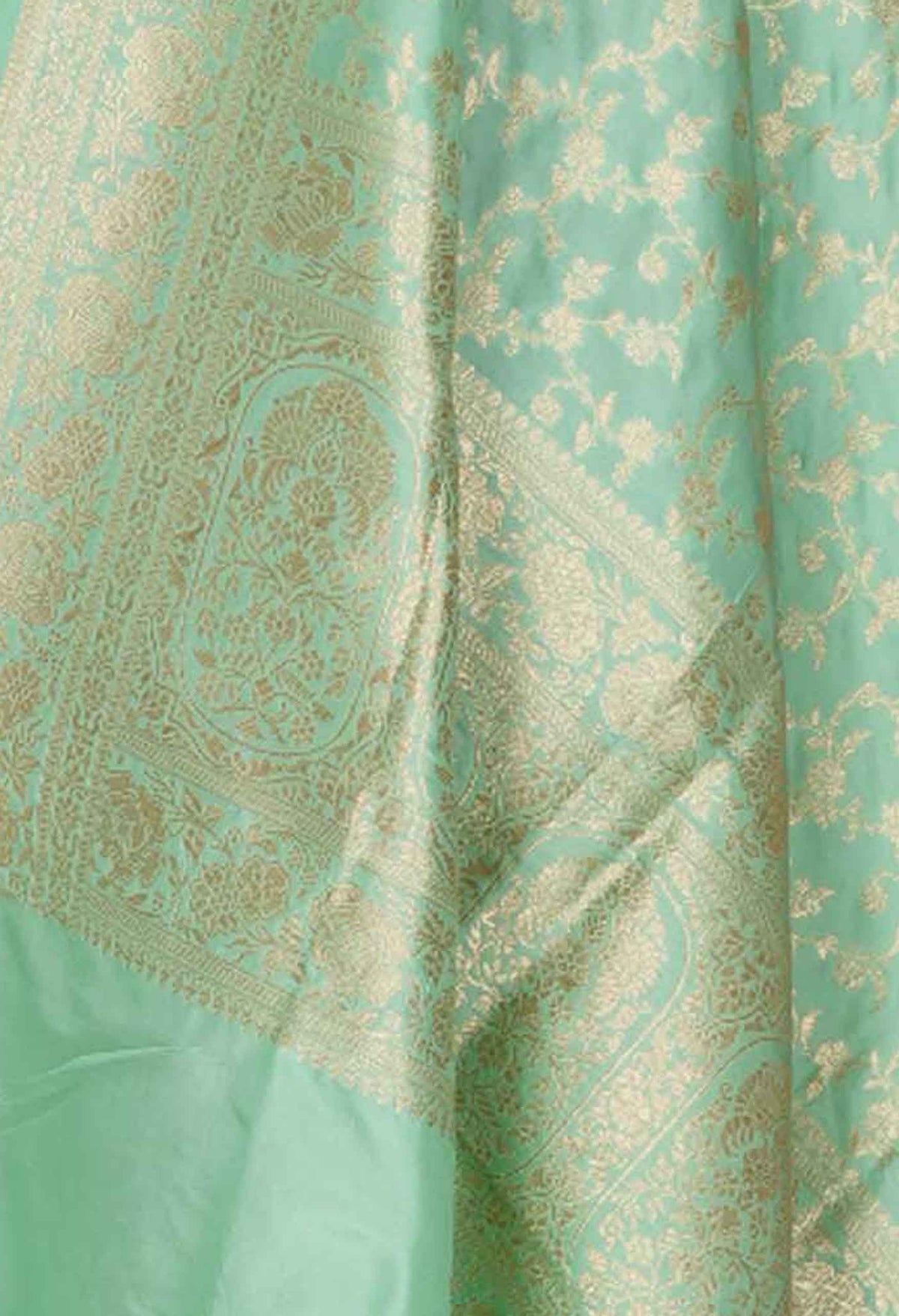 PistagreenkatansilkBanarasidupattawithfloraljaal_1_main