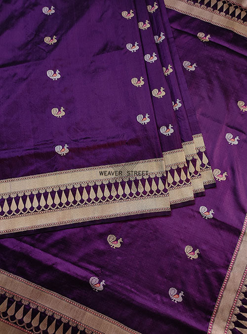 Purple Katan silk Handwoven Banarasi saree with meenedar peacock buti. 4 CENTER