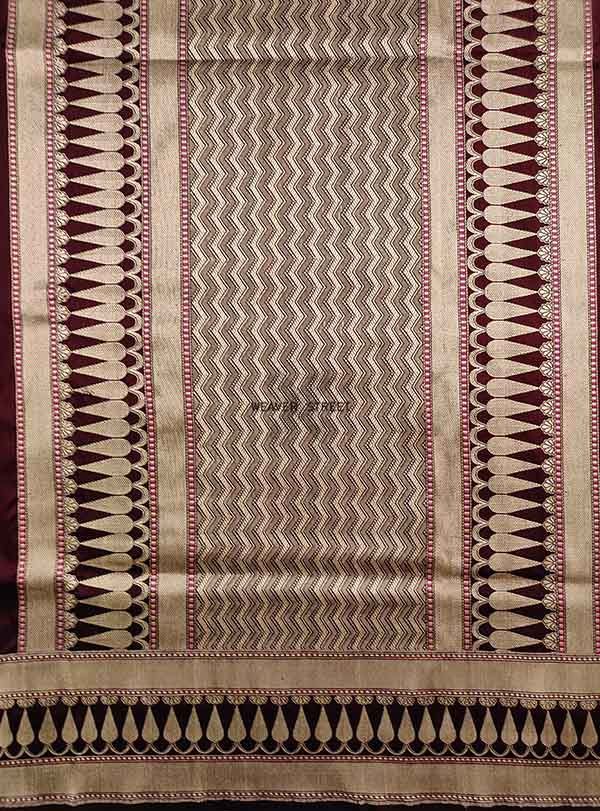Wine Katan silk Handwoven Banarasi saree with meenedar peacock buti. 5 PALLU
