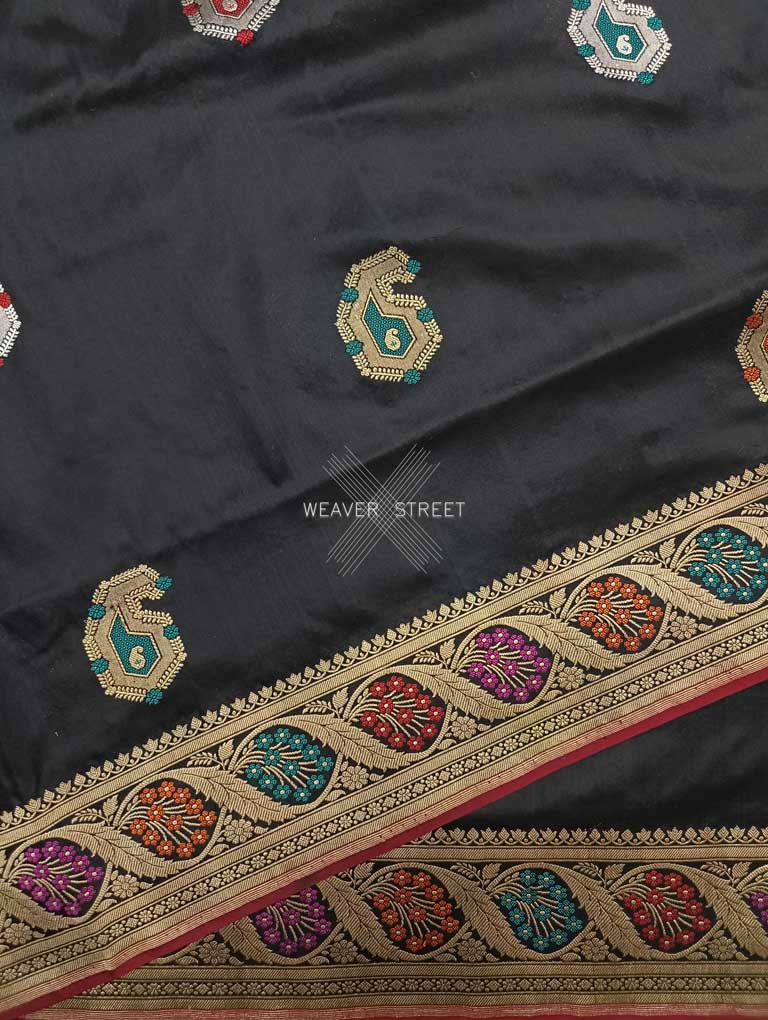 Black Katan Silk Handwoven Banarasi saree with meenedar paisley buta 5 details