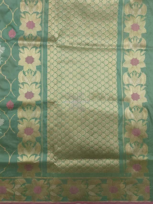 Fern Green Katan Silk Handwoven Banarasi saree with ogee pattern kadhwa jaal 2 pallu