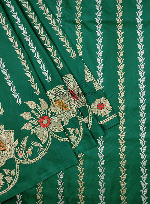 Jade Green Katan Silk Handwoven Banarasi saree with floral stripes (3) close up