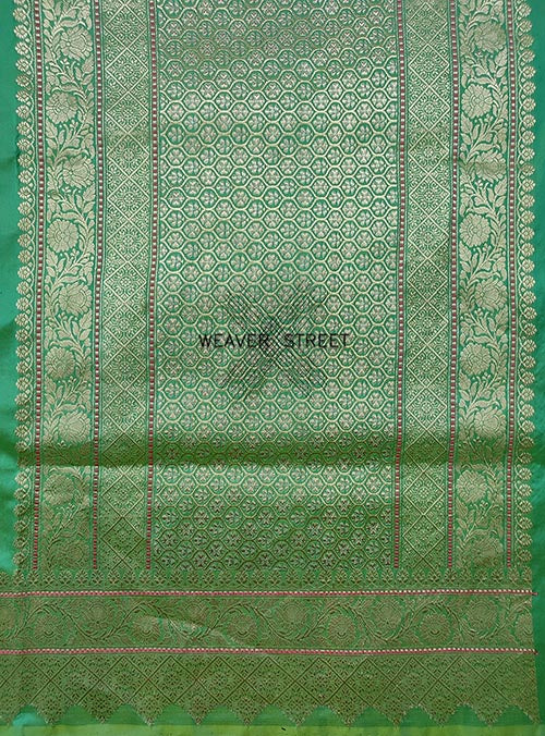 Jade Green Katan Silk Handwoven Banarasi saree with stylized alfi kadwa Buta (5) pallu