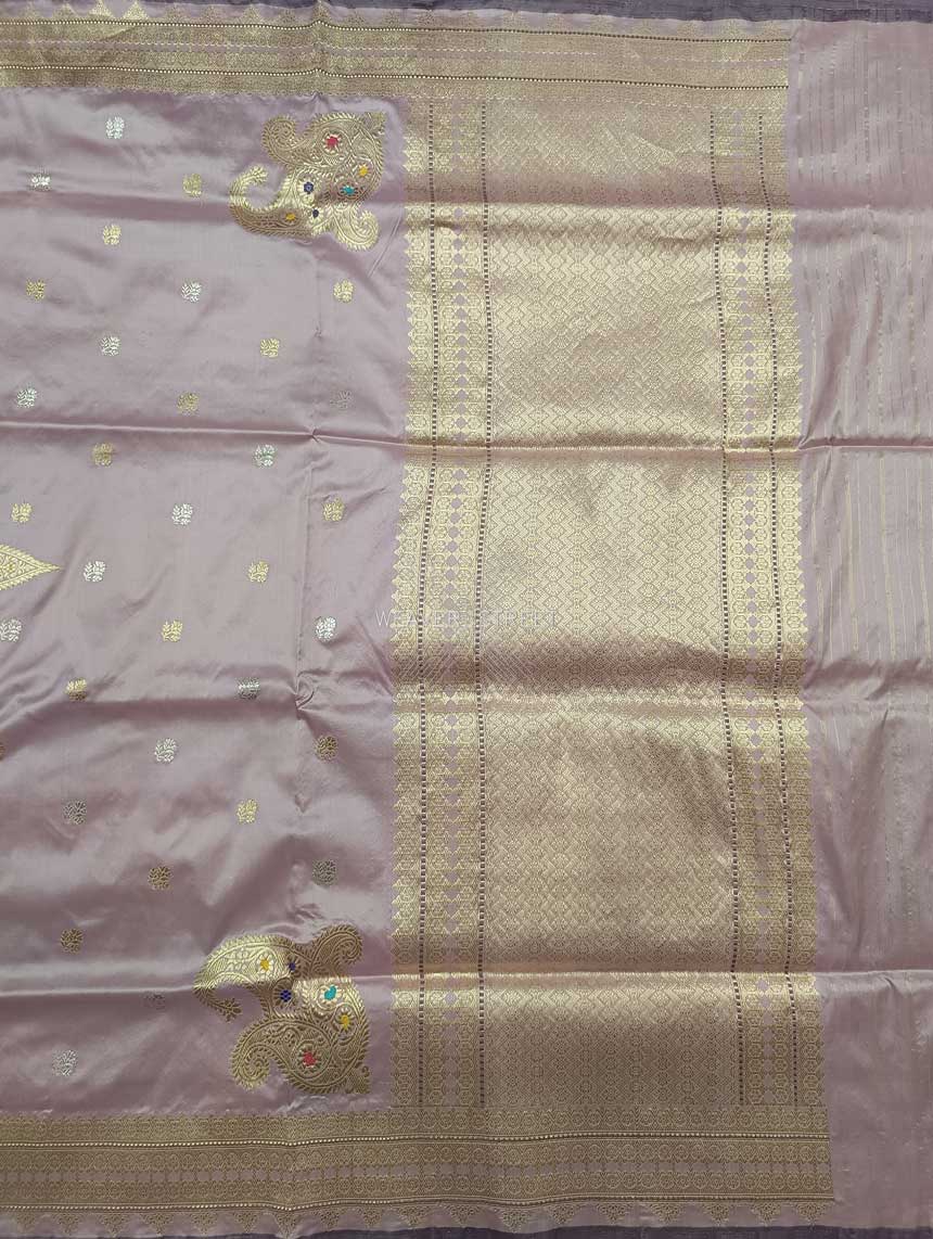 Mauve Katan Silk Handwoven Banarasi saree with small flower kadhwa buti  1 main