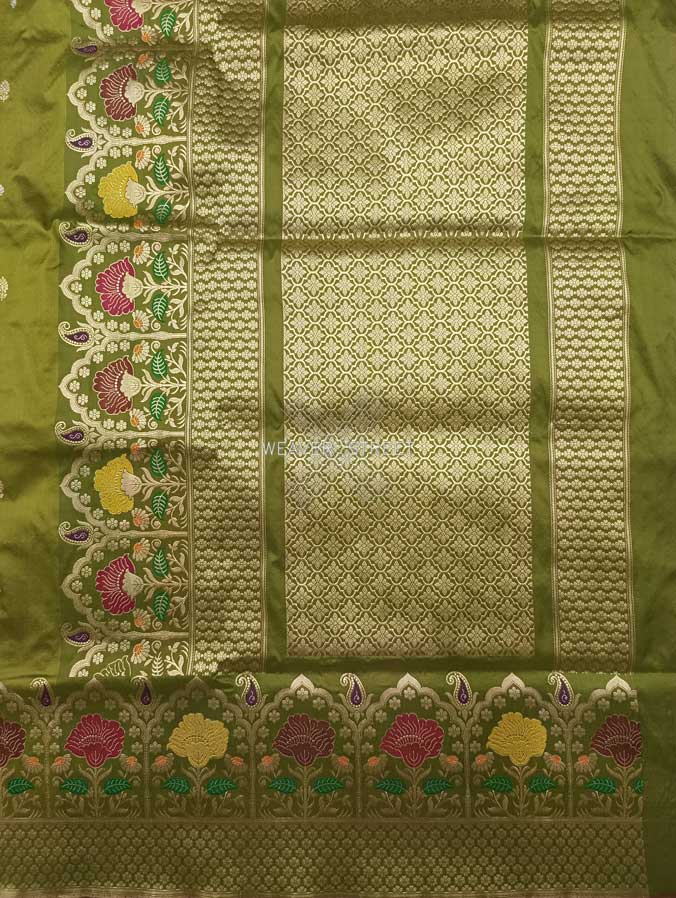 Mehandi green Katan Silk Handwoven Banarasi saree with tilfi meenedar kadhwa flower border 2 pallu
