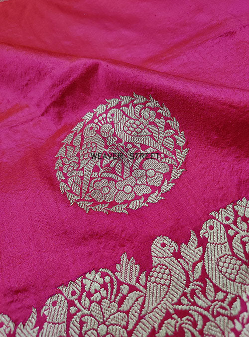 Pink Katan Silk Handwoven Banarasi saree with bird pair round buta (2) detail