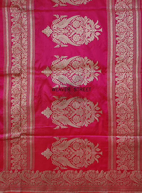 Pink Katan Silk Handwoven Banarasi saree with bird pair round buta (5) pallu