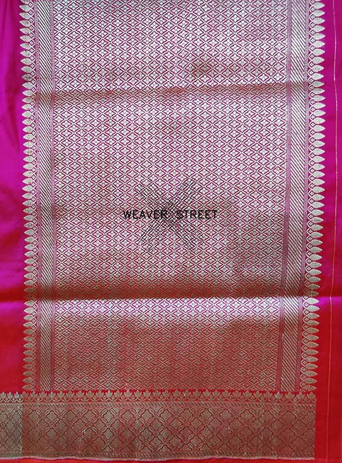 Pink Katan Silk Handwoven Banarasi saree with meenedar flower shape buti (6) pallu