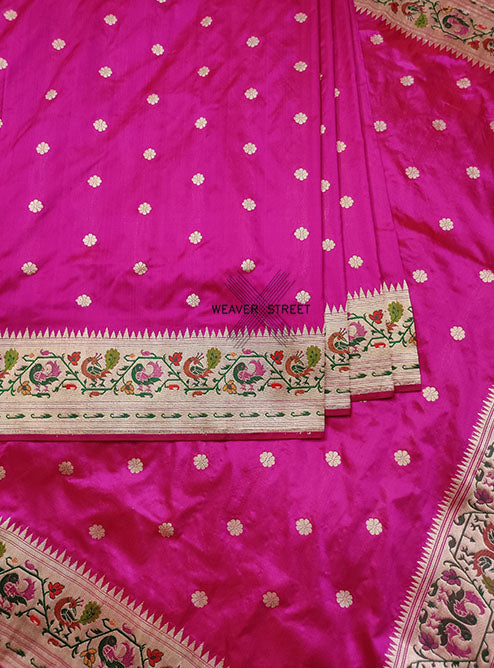 Pink Katan silk Handwoven Banarasi saree with Paithani border (5) center