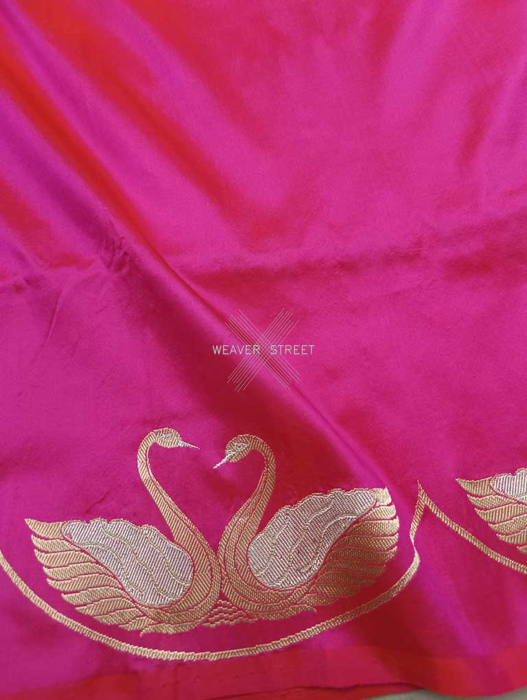 Pink Katan Silk Handwoven Banarasi saree with Swan pair scallop border 3 closeup