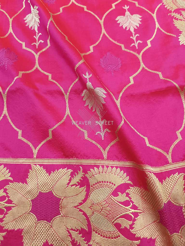 Pink Katan Silk Handwoven Banarasi saree with ogee pattern kadhwa jaal 3 closeup