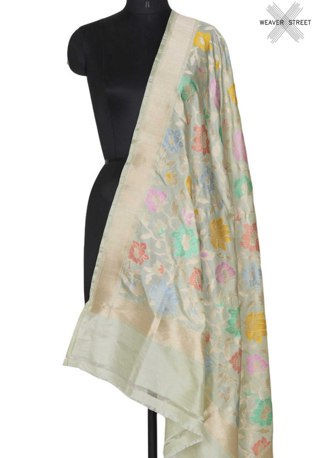 PistagreenKatansilkBanarasidupattawithmulticolorfloraljaal_1_main