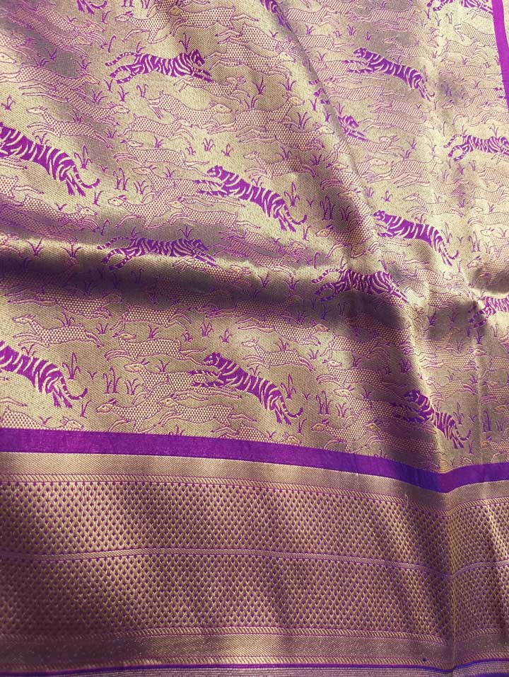 Purple Katan Silk Handwoven Banarasi saree with Tiger Shikarga Jaal 3 closeup