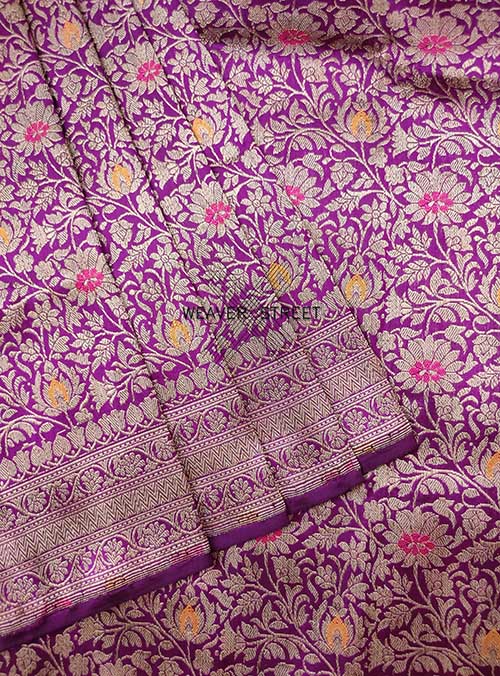 Purple Katan silk Handwoven Banarasi saree with Floral Brocade Jaal (3) CLose up