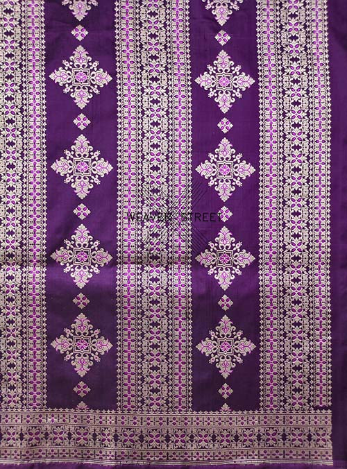 Purple Katan silk Handwoven Banarasi saree with Horse pair Brocade jaal (5) pallu