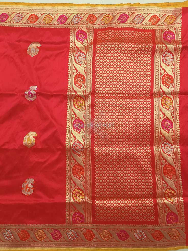 Red Katan Silk Handwoven Banarasi saree with meenedar paisley buta 1 main