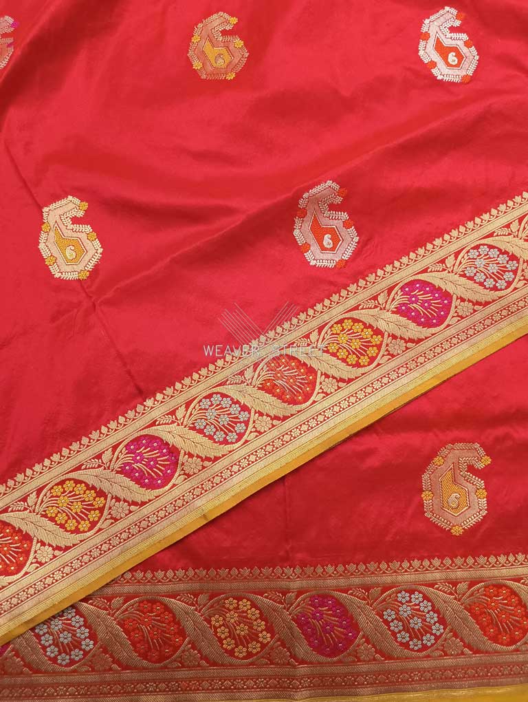 Red Katan Silk Handwoven Banarasi saree with meenedar paisley buta 5 details