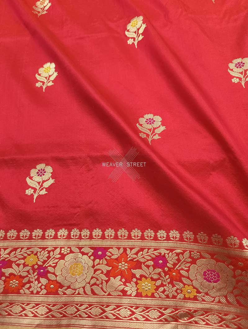 Red katan silk Handwoven Banarasi saree with alfi meenedar flower buta 3 closeup