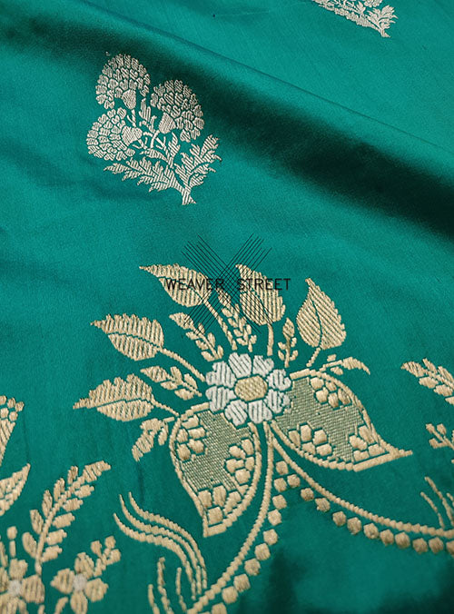 Teal Green Katan Silk Handwoven Banarasi saree with Marigold flower buta (2) edtail