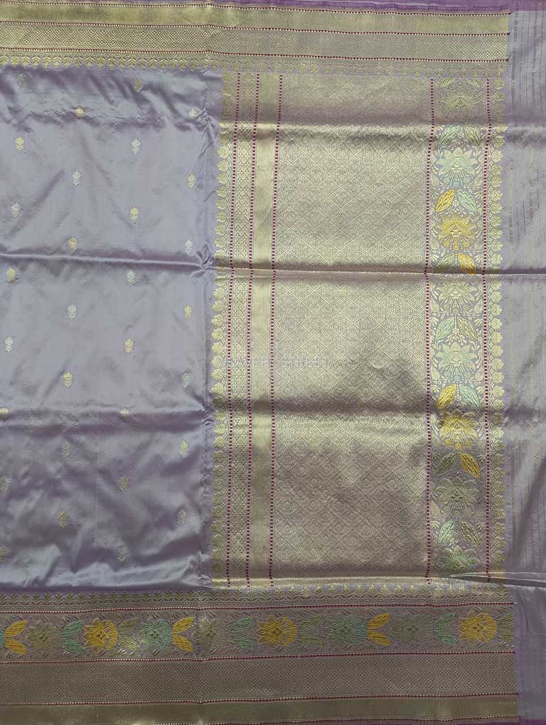 Violet Tulip Katan Silk Handwoven Banarasi saree with small flower kadhwa buti 1 main
