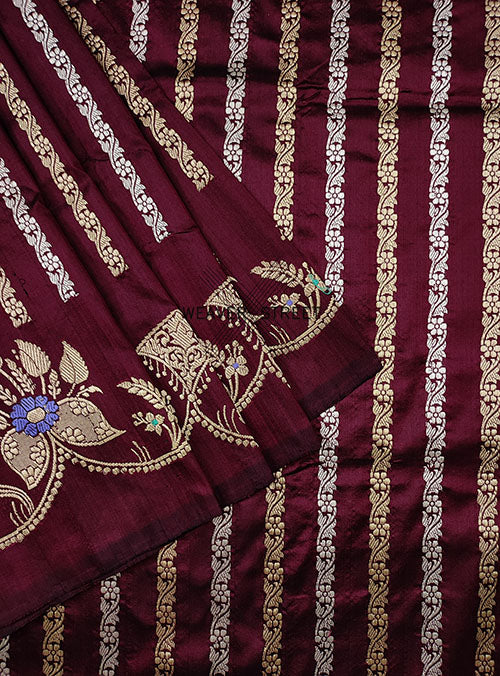 Wine Katan Silk Handwoven Banarasi saree with floral stripes (3) close up