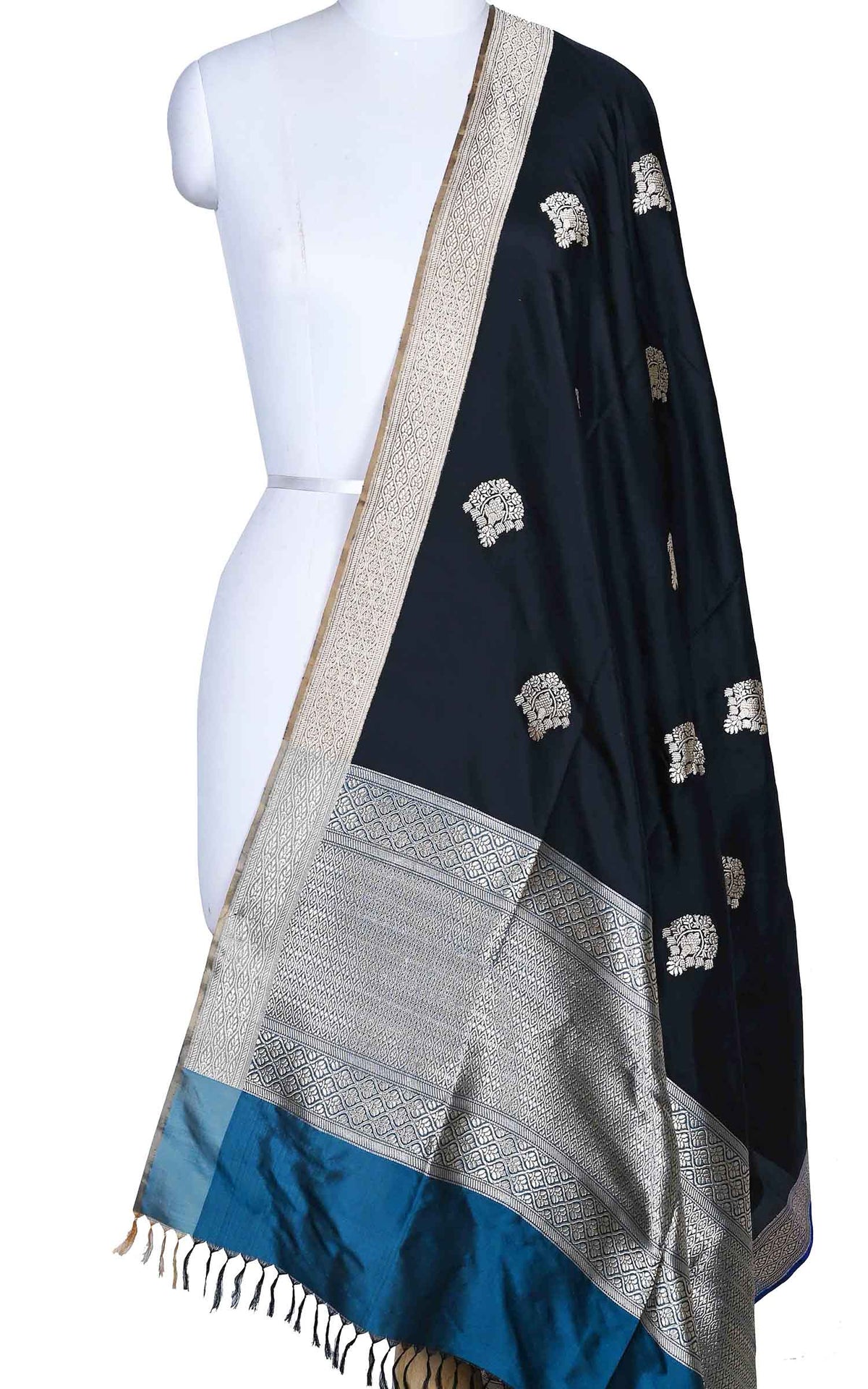 Black katan silk Banarasi dupatta with artistic fan shape boota (1) Main