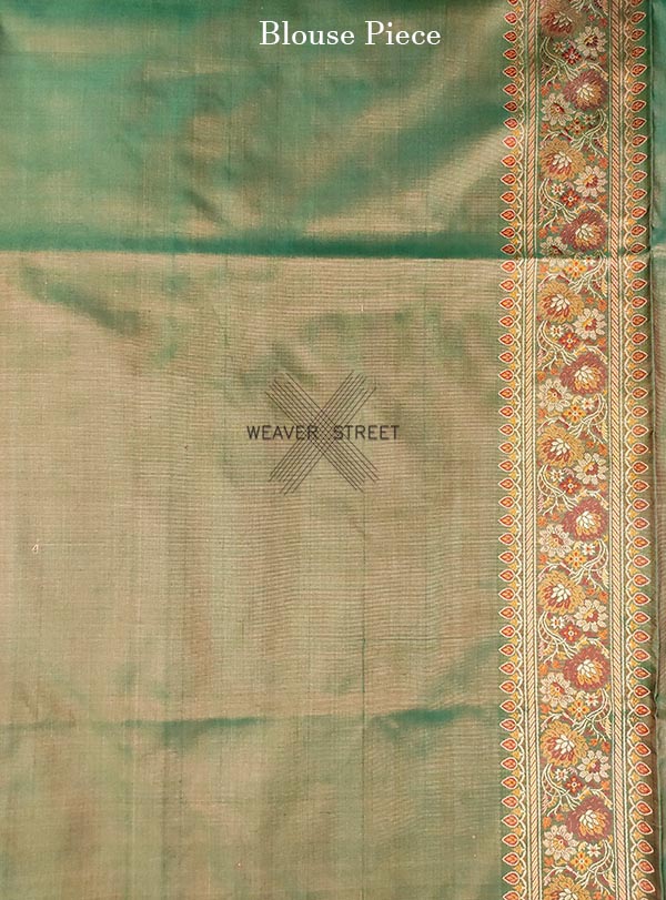 Green Katan silk Handwoven Tanchoi Jamawar Banarasi saree with floral jaal (6) Blouse