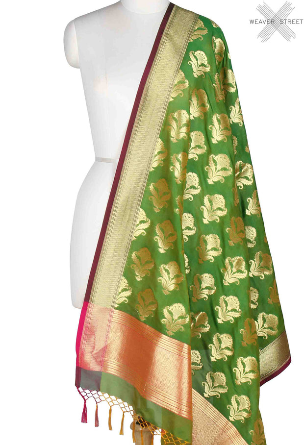 Green Banarasi Dupatta with stylized flower boota (1) Main