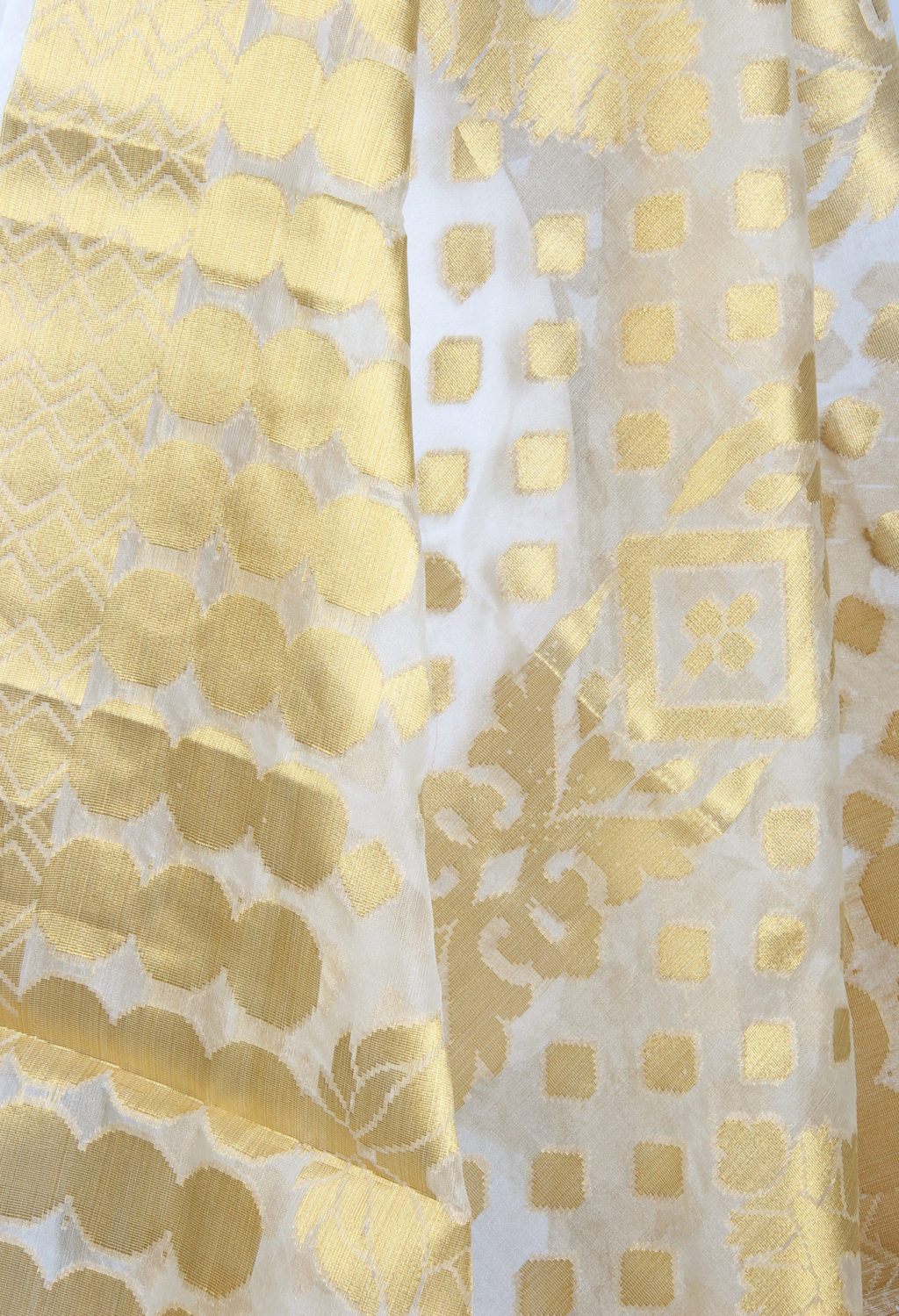 Kora art silk Banarasi dupatta with geometrical shape motifs and jaal (2) Close up
