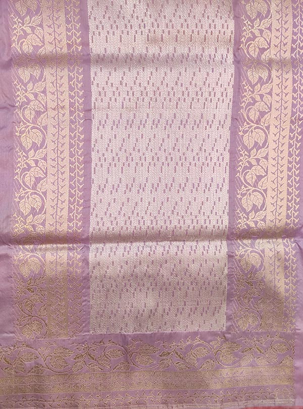 Light mauve katan silk Banarasi saree with sona rupa stylized booti (4) anchal