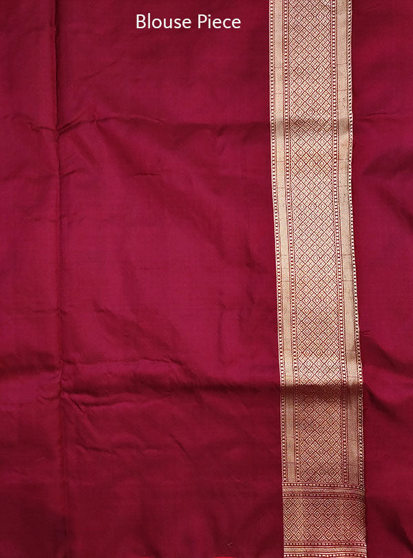 Magenta Katan silk handloom tanchoi Banarasi saree with mughal booti (5) blouse