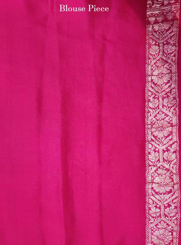 Magenta light weight chiffon handloom Banarasi saree with silver booti (5) blouse