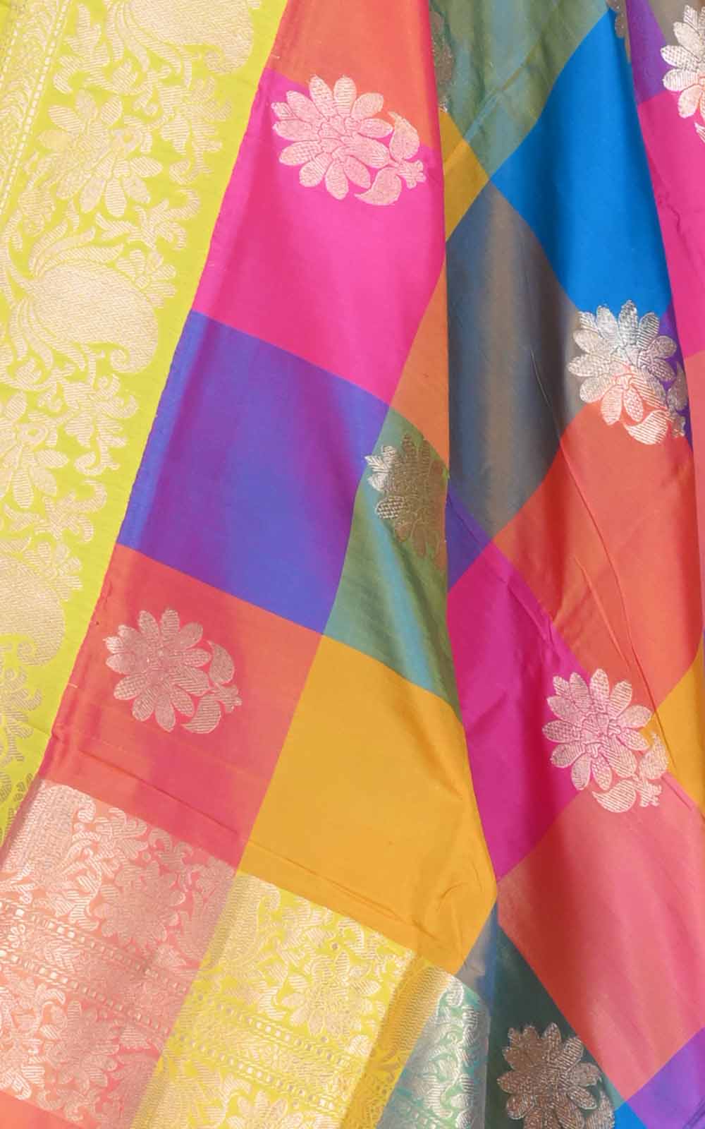 Multi color checkered Katan silk handwoven Banarasi dupatta with flower buta (2) closeup