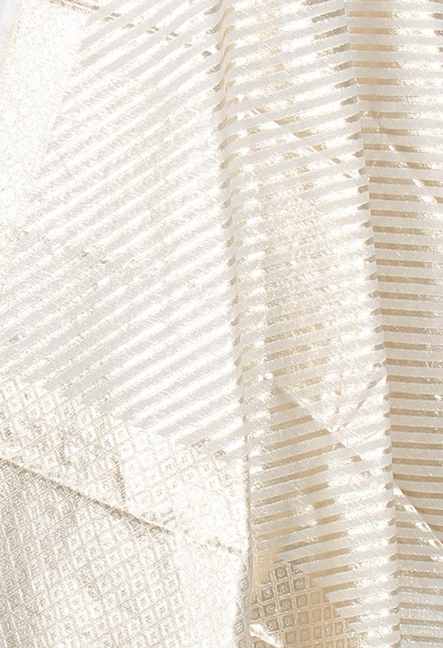 Off white Cotton Banarasi dupatta with diagonal stipes (2) closeup