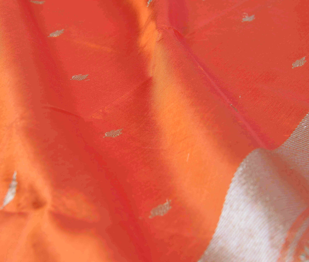 Orange Katan Silk Handwoven Banarasi saree with mini booti (3) Close up