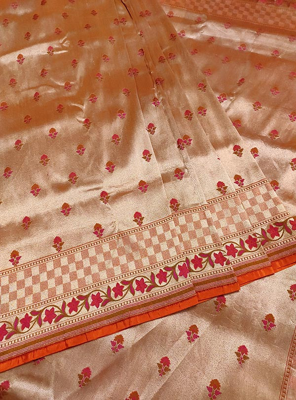 Peach Katan silk tissue handloom Banarasi saree with mini flower booti (3) center
