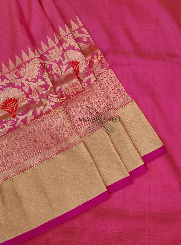 Pink Katan silk Handwoven Banarasi saree with meenedar floral skirt border (3) Close up