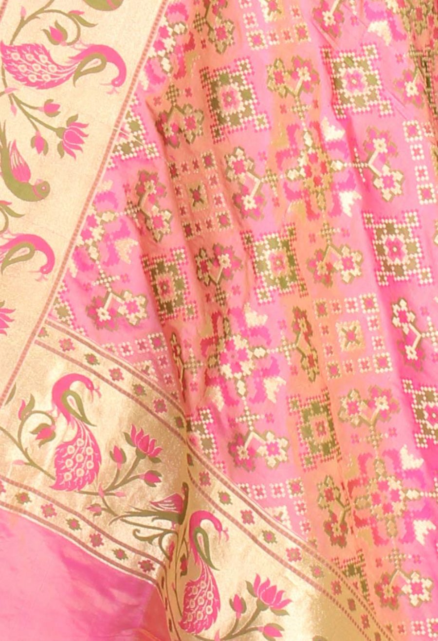 Pink Katan Silk Handwoven Banarasi Dupatta with paithani border (2) Close up