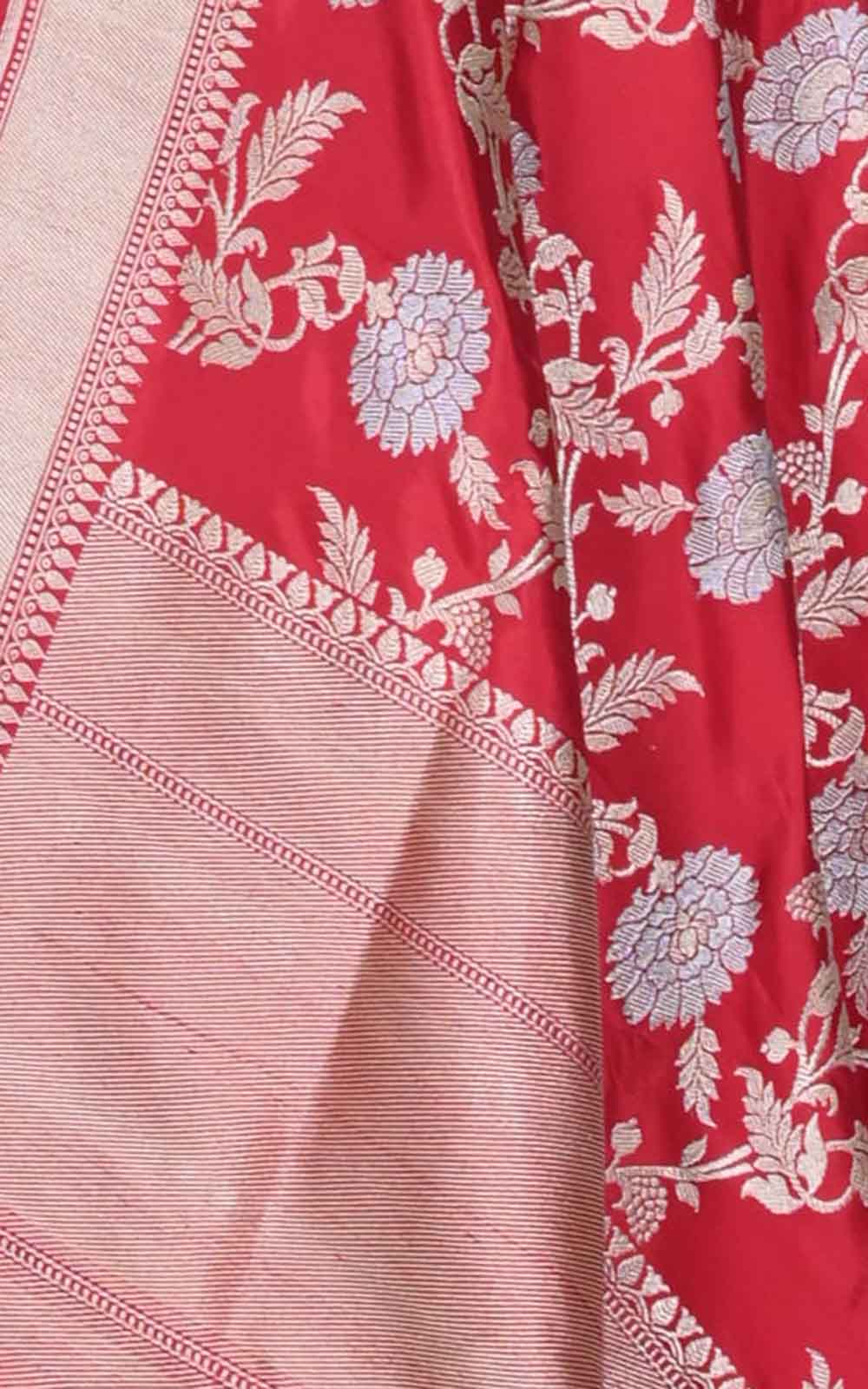 Red Katan silk handwoven ektara Banarasi dupatta with sona rupa kadwa jangla (2) closeup