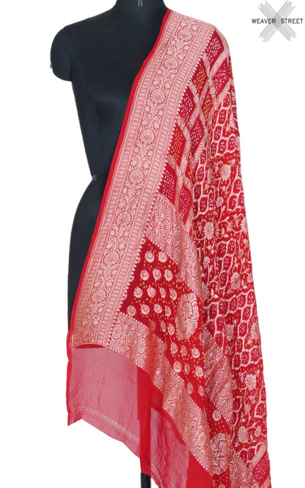 Red Khaddi georgette Bandhani dupatta with flower and ogee jaal (1) main