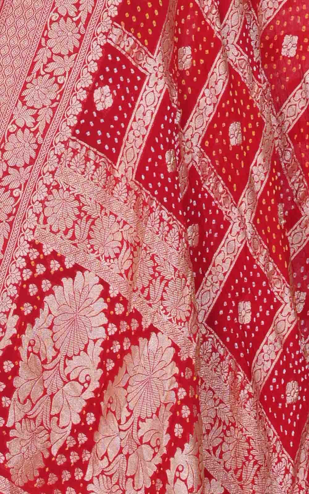 Red Khaddi georgette Bandhani dupatta with square jaal (2) closeup
