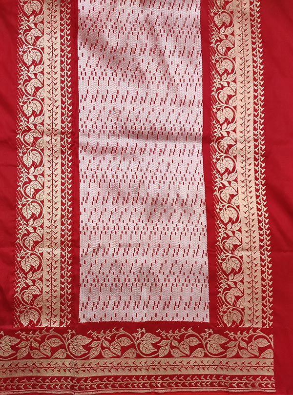 Red katan silk Banarasi saree with sona rupa artistic booti (4) anchal