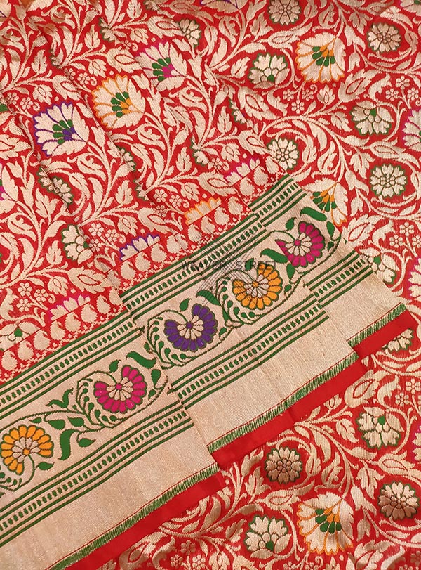 Red katan silk handwoven Banarasi saree with meenedar brocade floral jaal (3) Close up