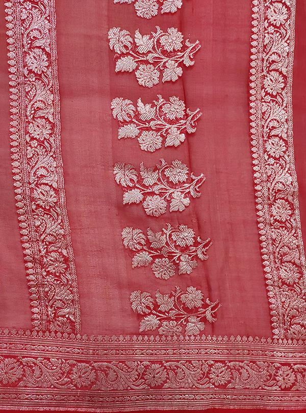 Red light weight chiffon handloom Banarasi saree with silver booti (4) Pallu
