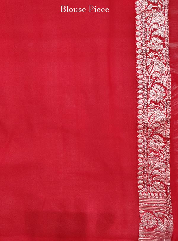 Red light weight chiffon handloom Banarasi saree with silver booti (5) blouse