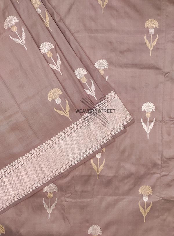 Rose grey katan silk handwoven Banarasi saree with alfi flower buta (3) Close up